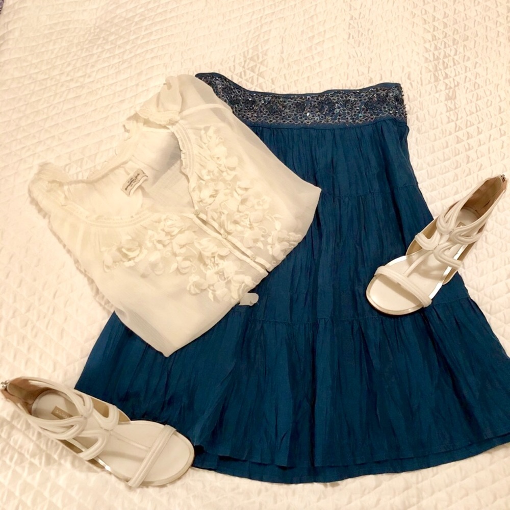 B C B G M A X A Z R I A : Teal Embellished Skirt - image 8